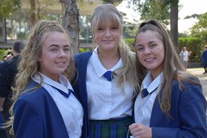 2017 Year 12 Graduation73