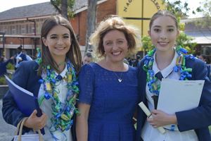 2019 Graduation 0101