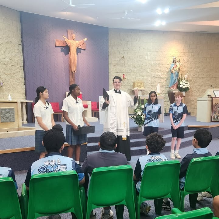 742044371255155_1427050846087834-1