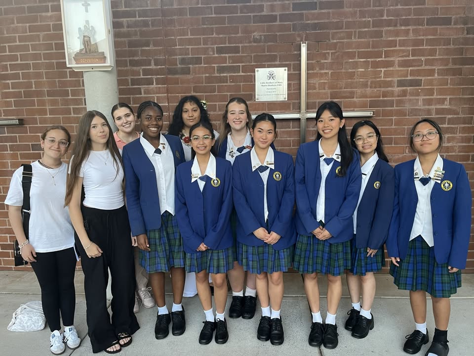 742044371255155_1441431237983128-1