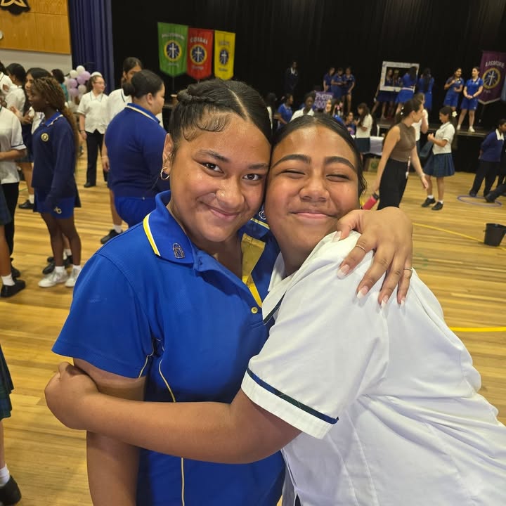 742044371255155_1443334047792847-1