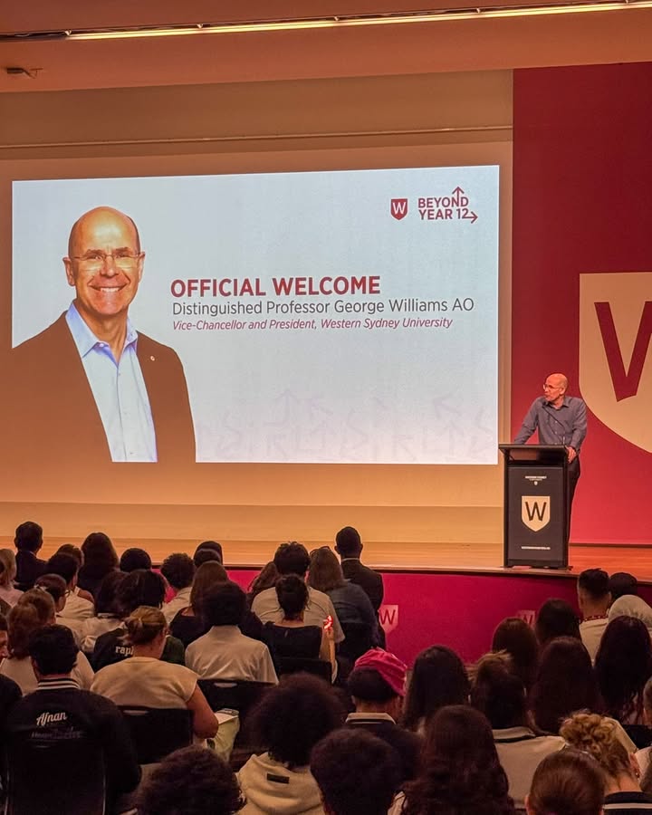 742044371255155_1521781756614742-1