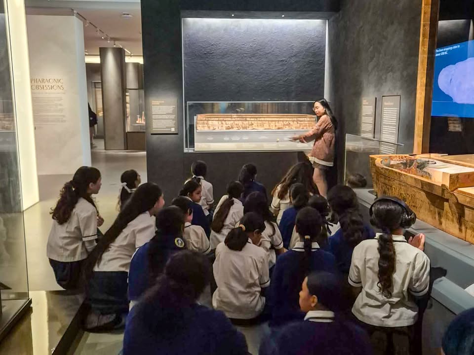 742044371255155_1576162757843308-1